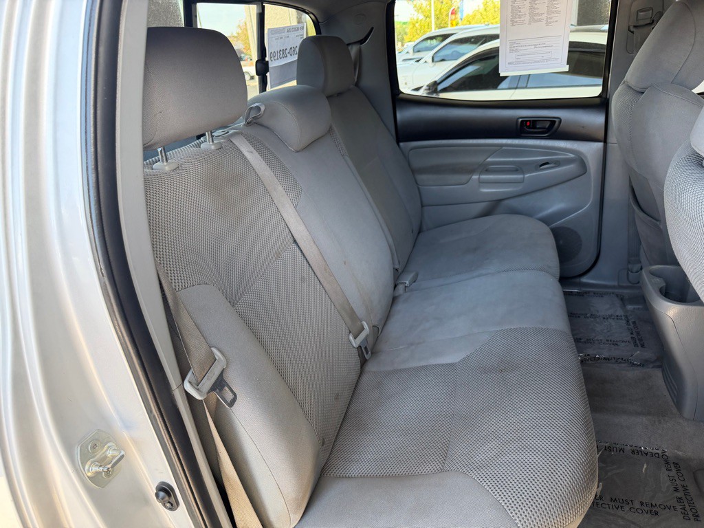 2011 Toyota Tacoma Image 28
