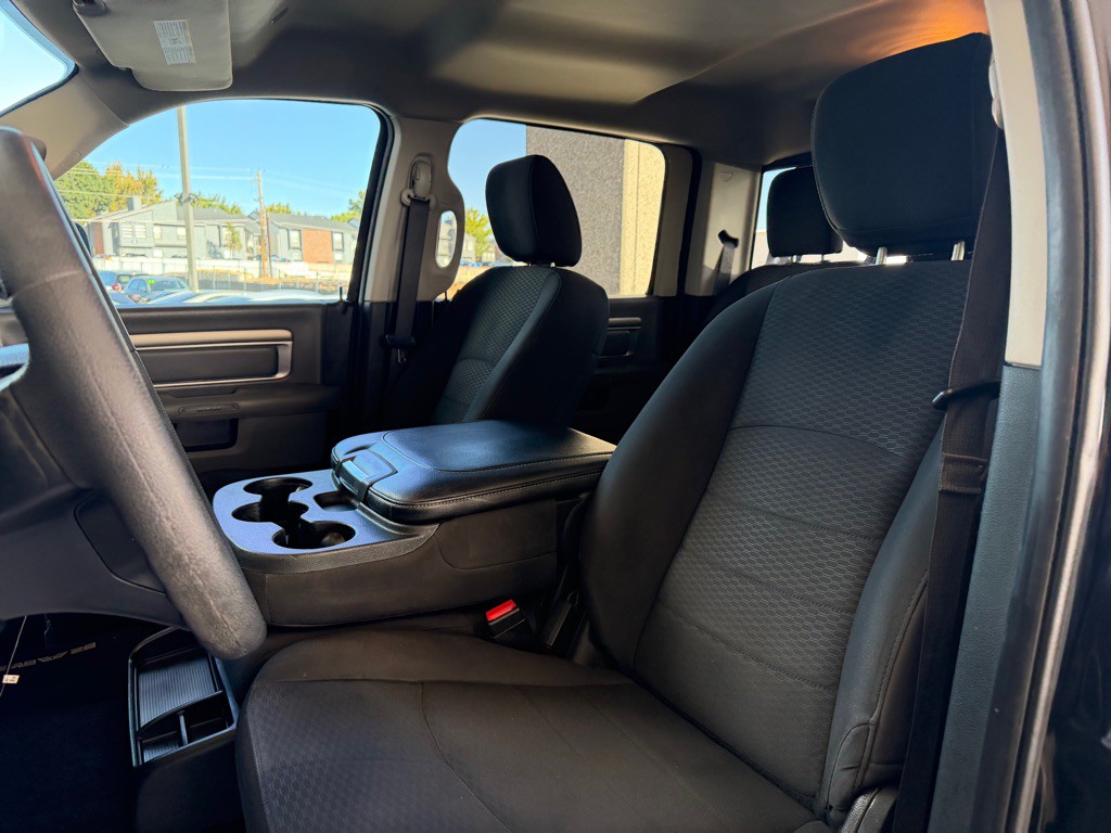 2019 RAM 1500 Image 6