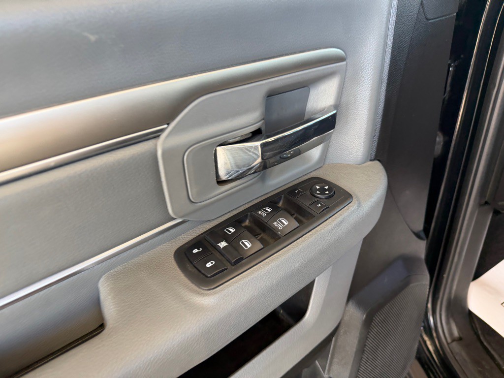 2019 RAM 1500 Image 9