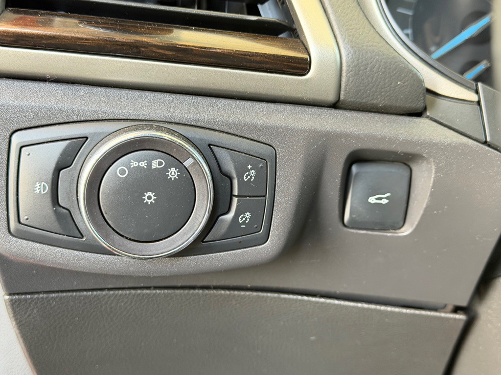 2014 Ford Fusion Image 16