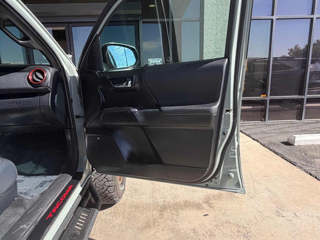 2022 Toyota Tacoma Image 35