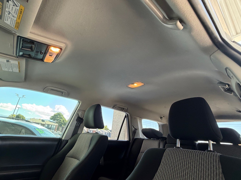 2018 Toyota 4Runner Image 18