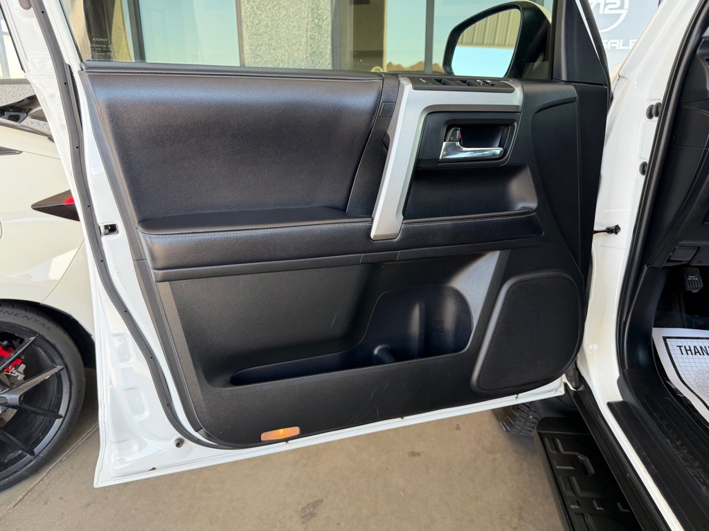 2018 Toyota 4Runner Image 19