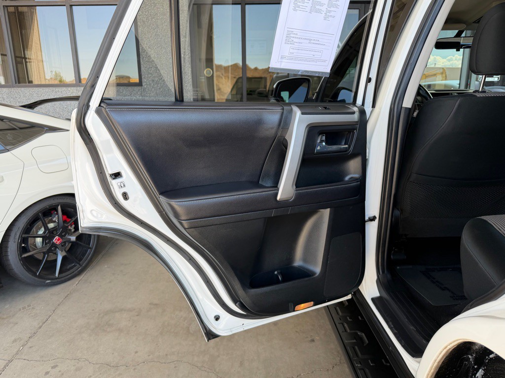 2018 Toyota 4Runner Image 26