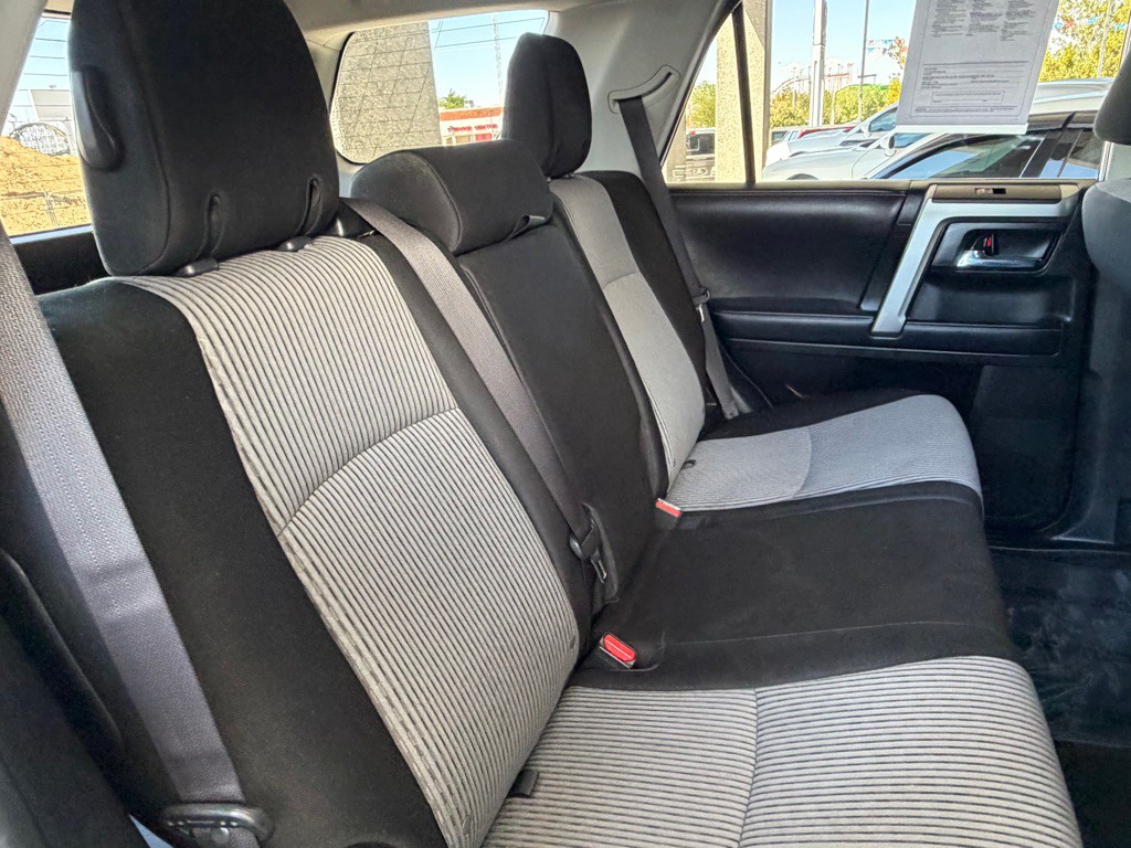 2018 Toyota 4Runner Image 31