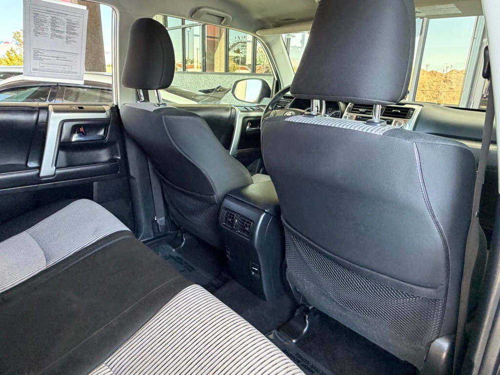 2018 Toyota 4Runner Image 32