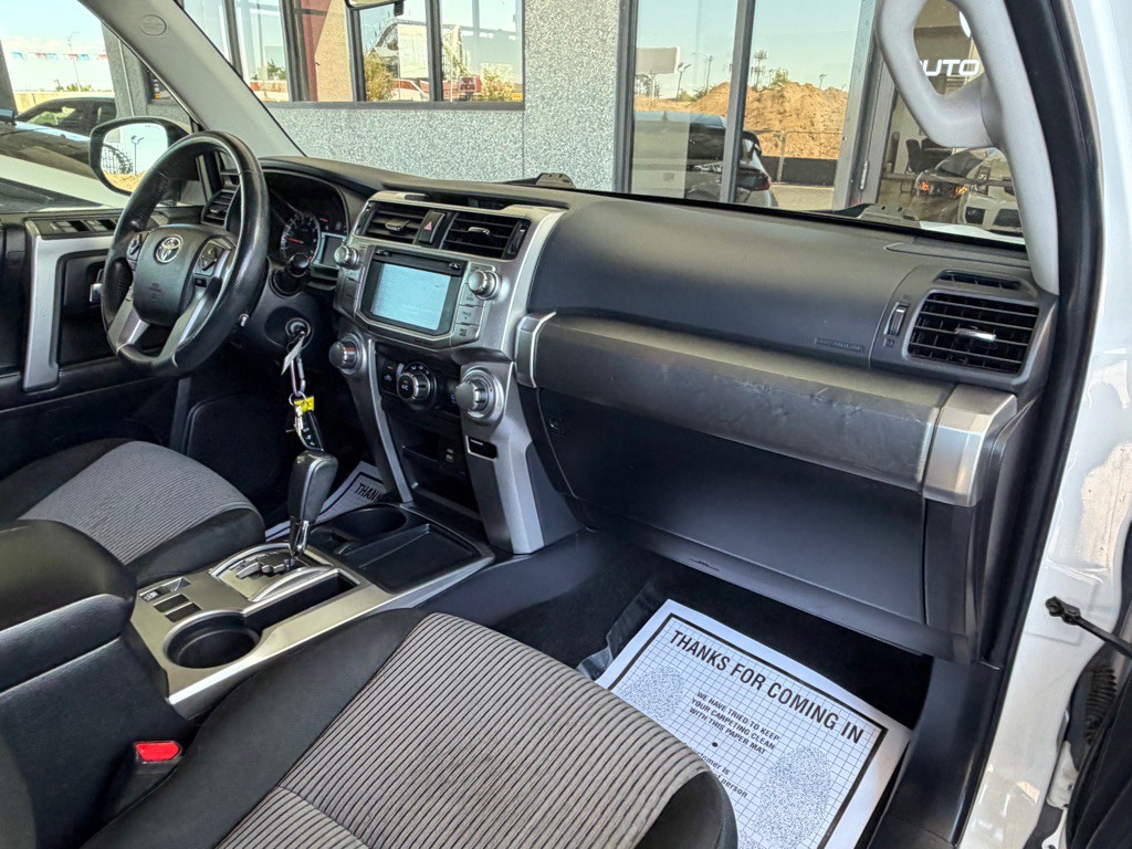 2018 Toyota 4Runner Image 35