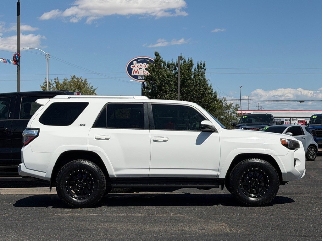 2018 Toyota 4Runner Image 54