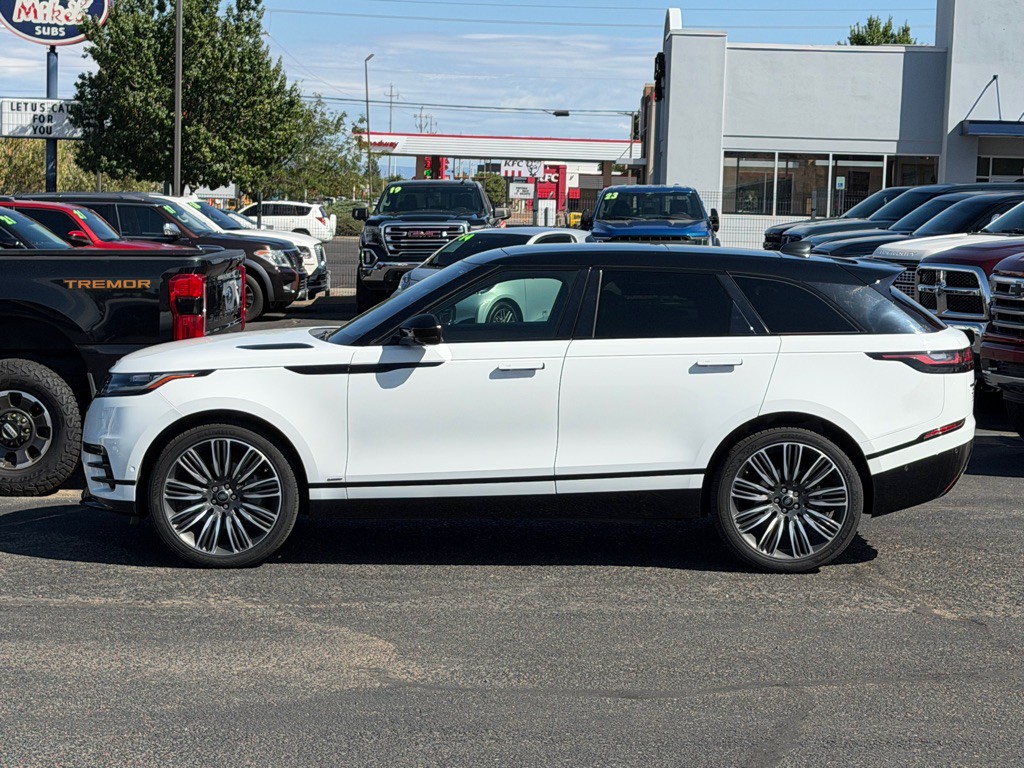 2020 Land Rover Range Rover Image 2