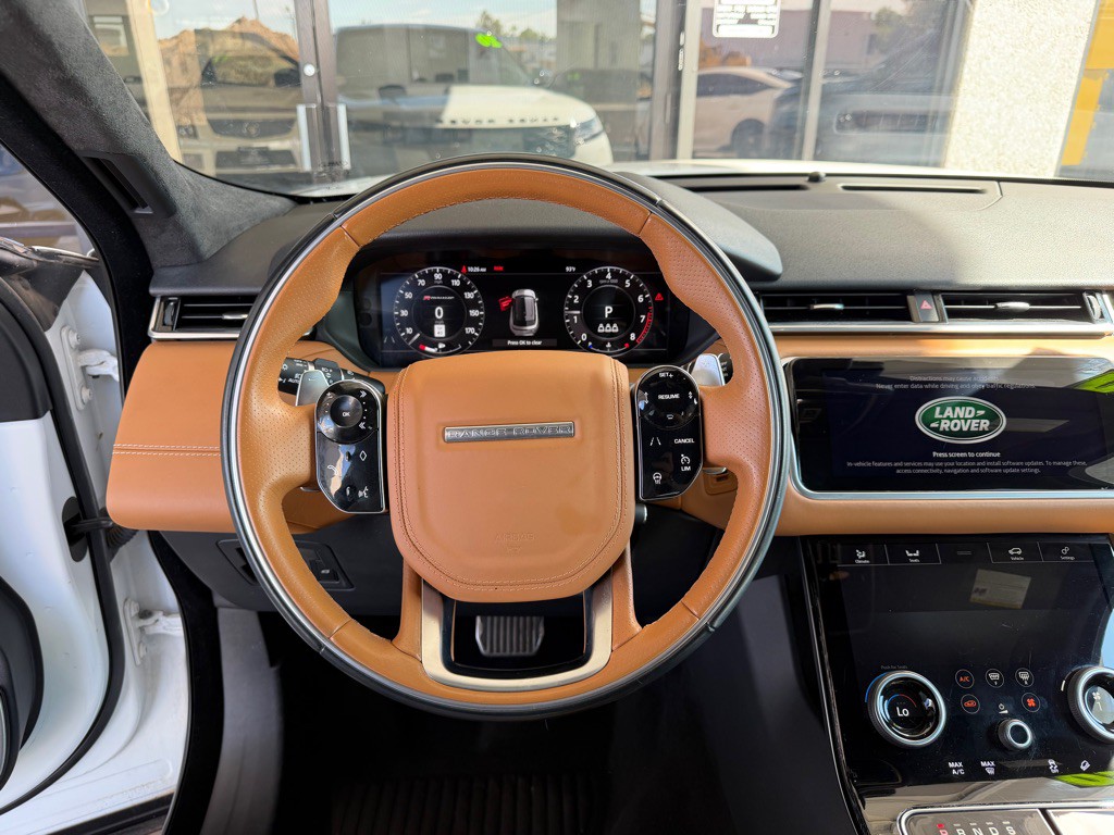 2020 Land Rover Range Rover Image 11