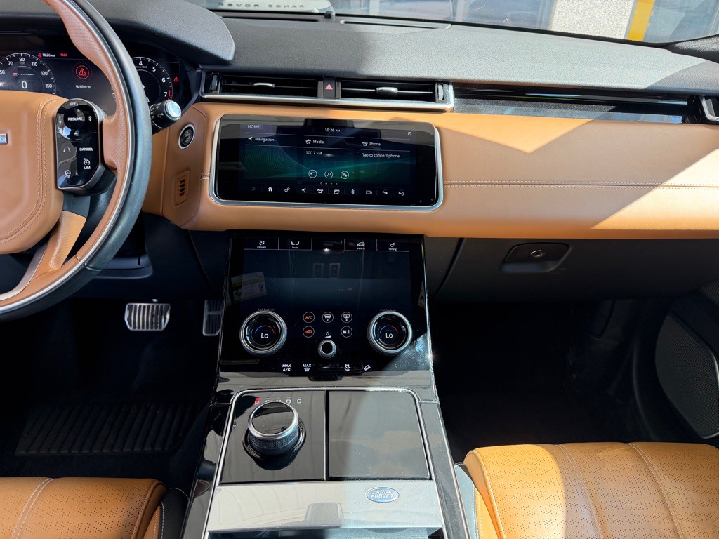2020 Land Rover Range Rover Image 17