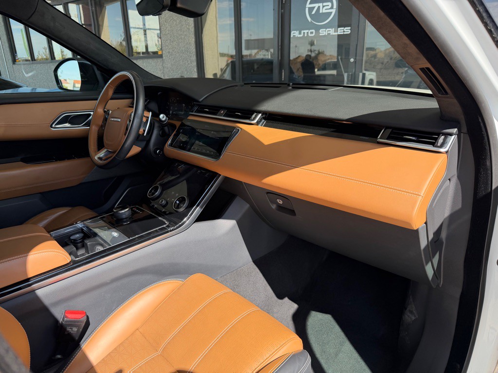 2020 Land Rover Range Rover Image 35
