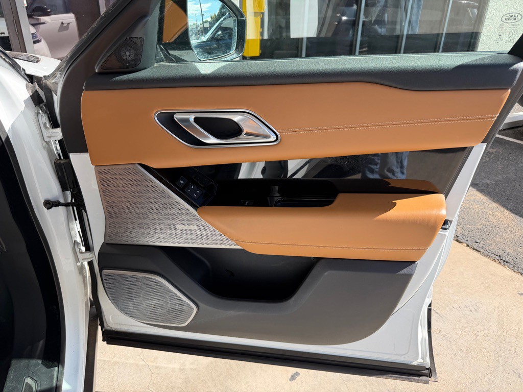 2020 Land Rover Range Rover Image 36