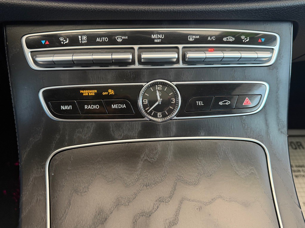 2020 Mercedes-Benz E-Class Image 16