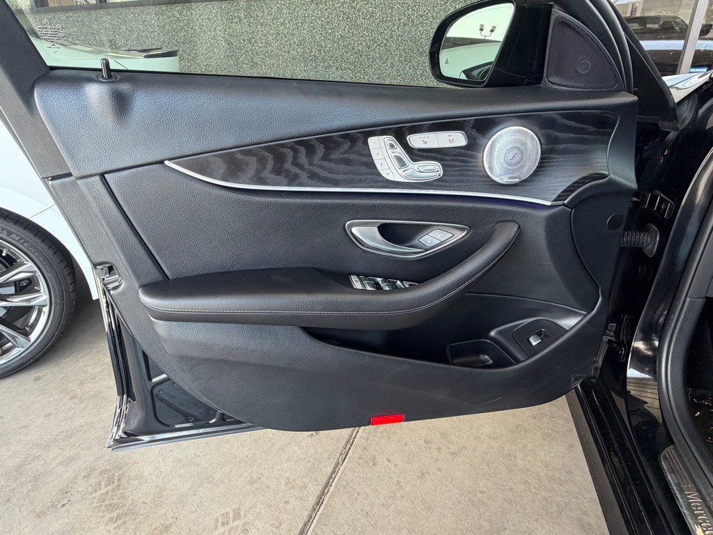 2020 Mercedes-Benz E-Class Image 22