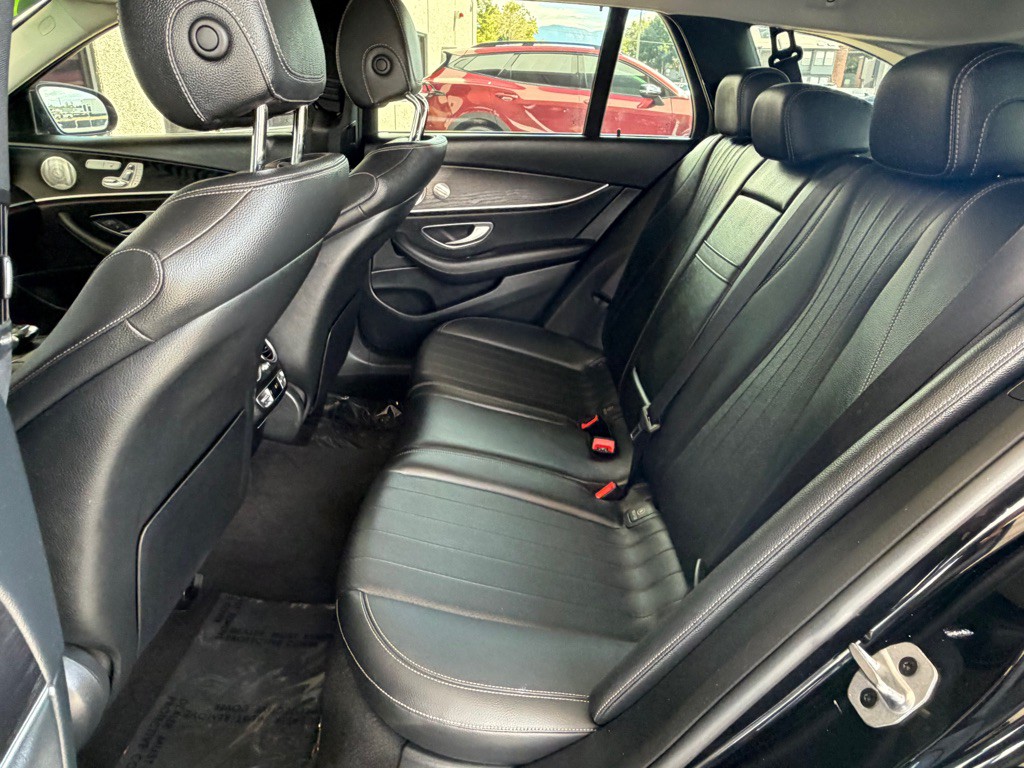 2020 Mercedes-Benz E-Class Image 25