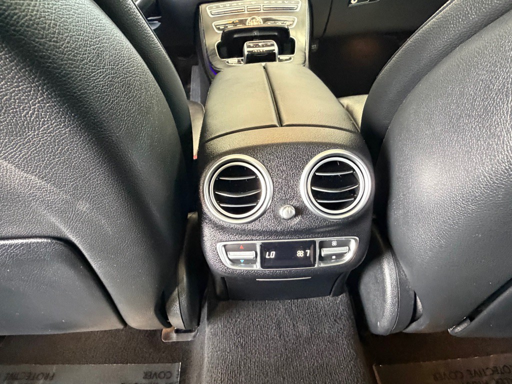 2020 Mercedes-Benz E-Class Image 28