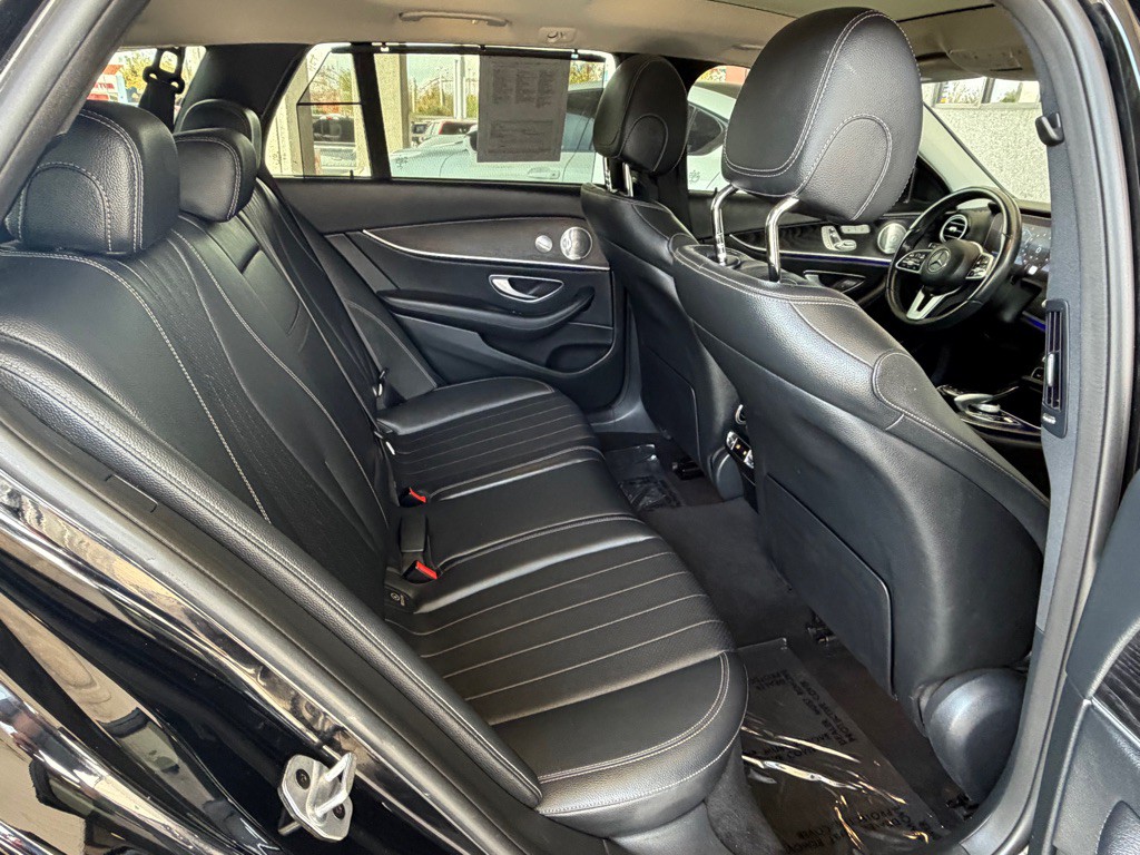 2020 Mercedes-Benz E-Class Image 34