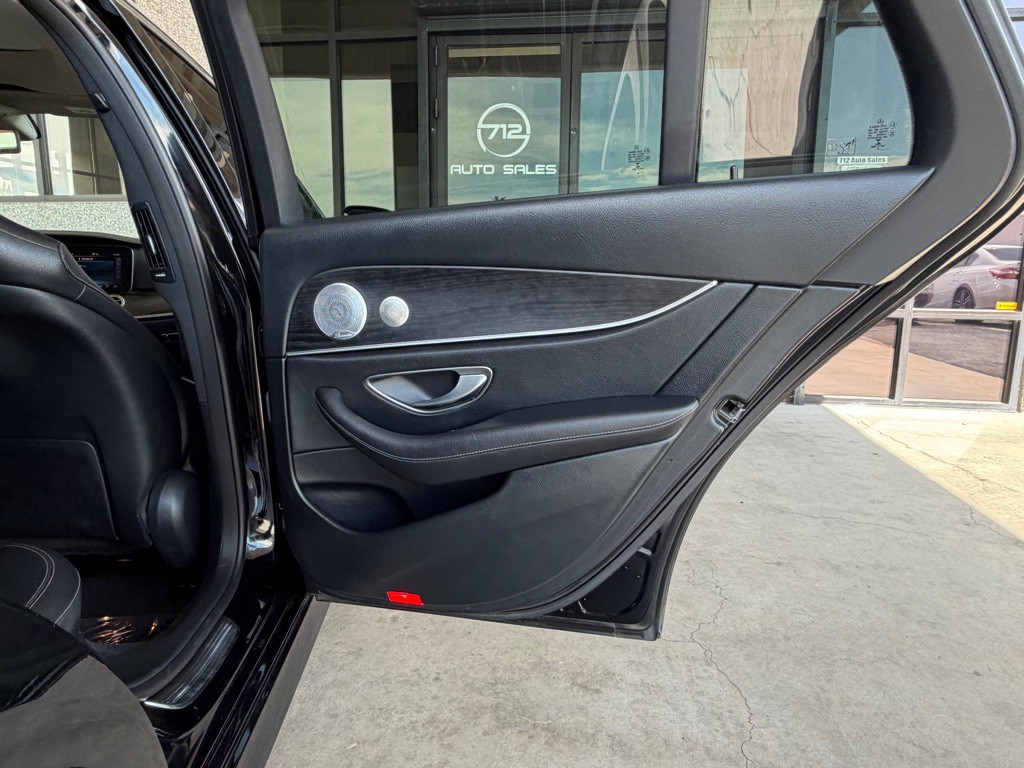 2020 Mercedes-Benz E-Class Image 37