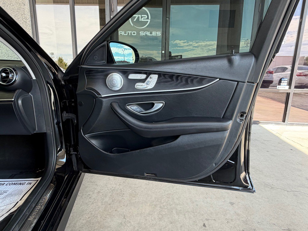 2020 Mercedes-Benz E-Class Image 41