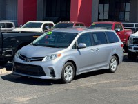 Image for 2018 Toyota Sienna LE ID: 7635021