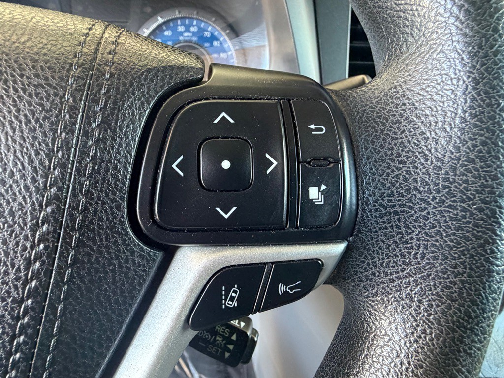 2018 Toyota Sienna Image 10