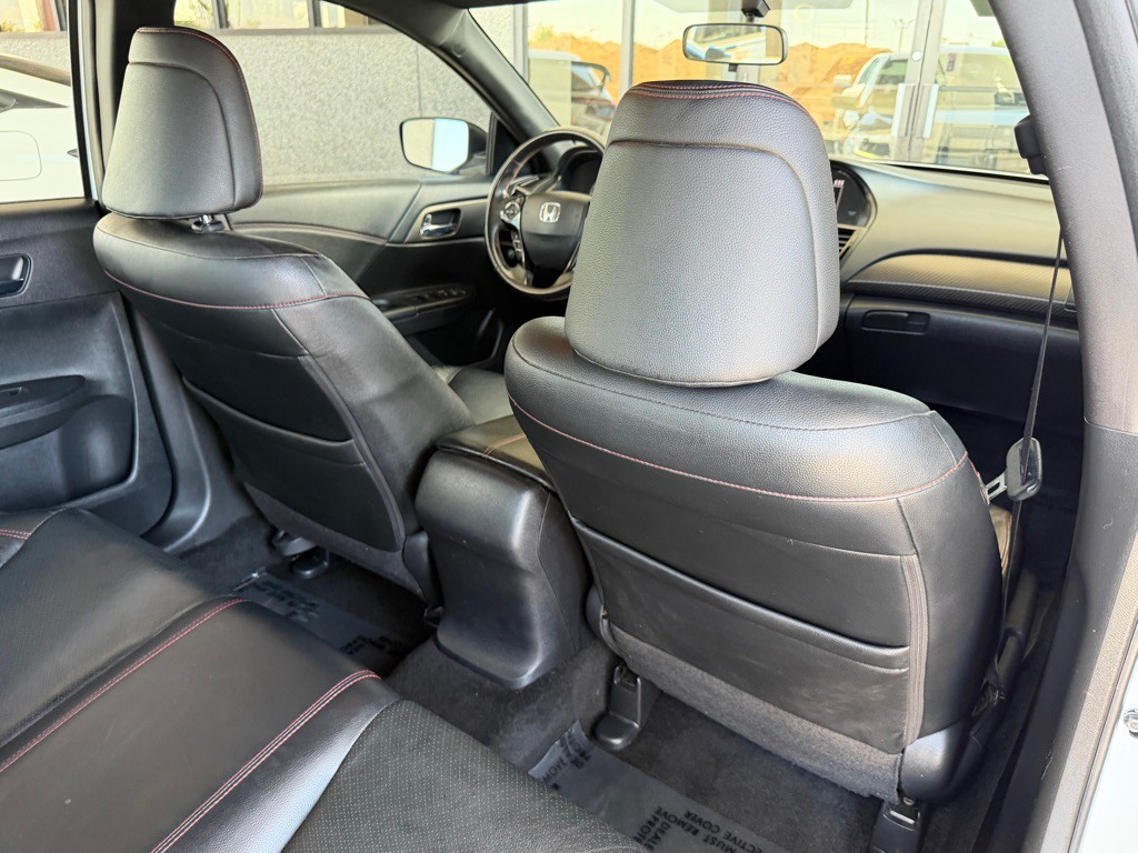 2017 Honda Accord Image 31