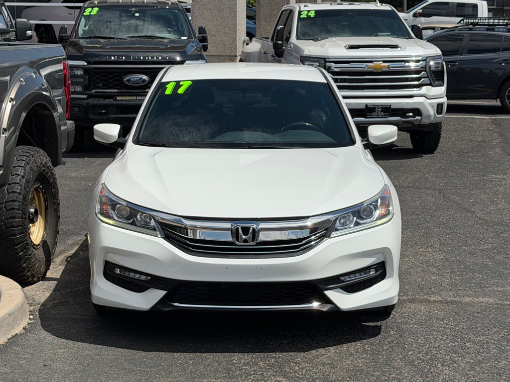 2017 Honda Accord Image 37