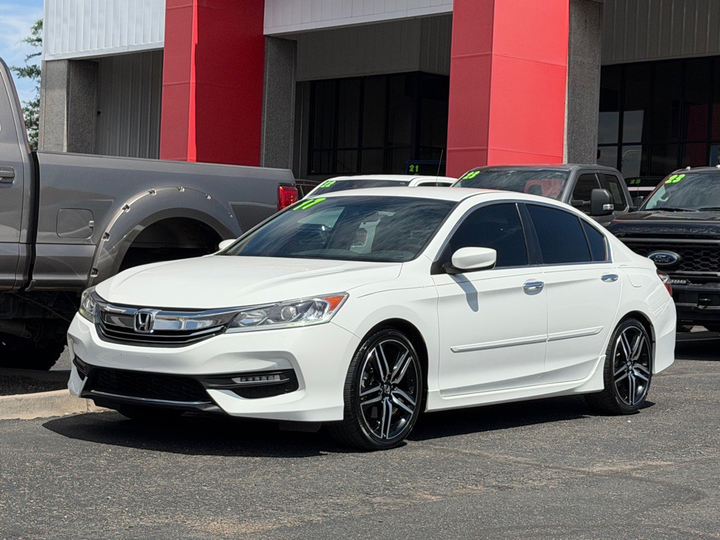 2017 Honda Accord Image 40