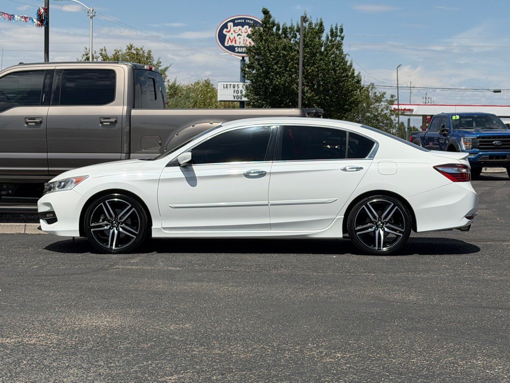 2017 Honda Accord Image 42