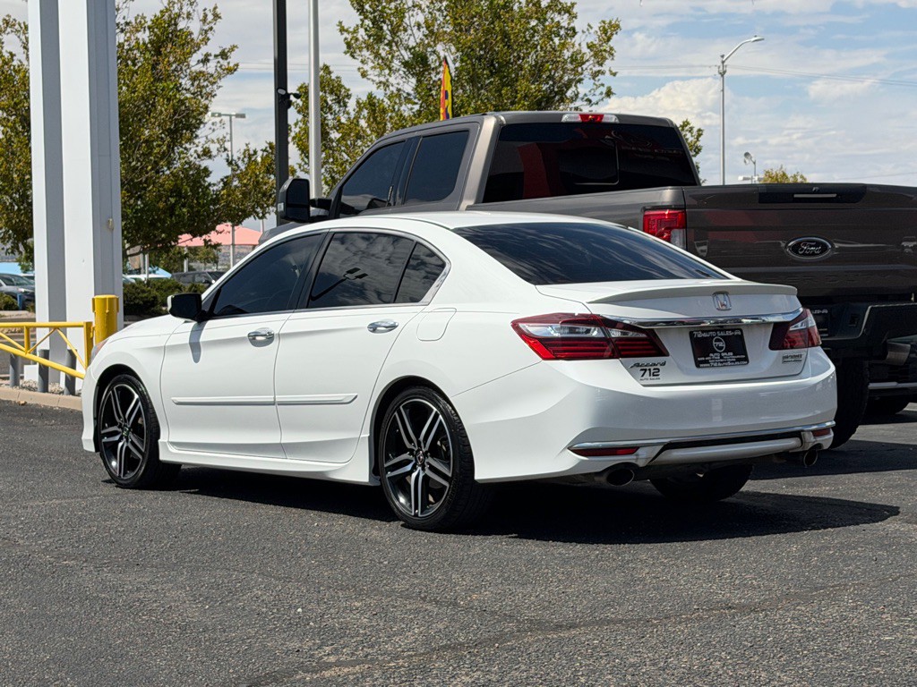2017 Honda Accord Image 44