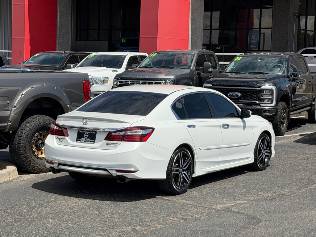 2017 Honda Accord Image 47