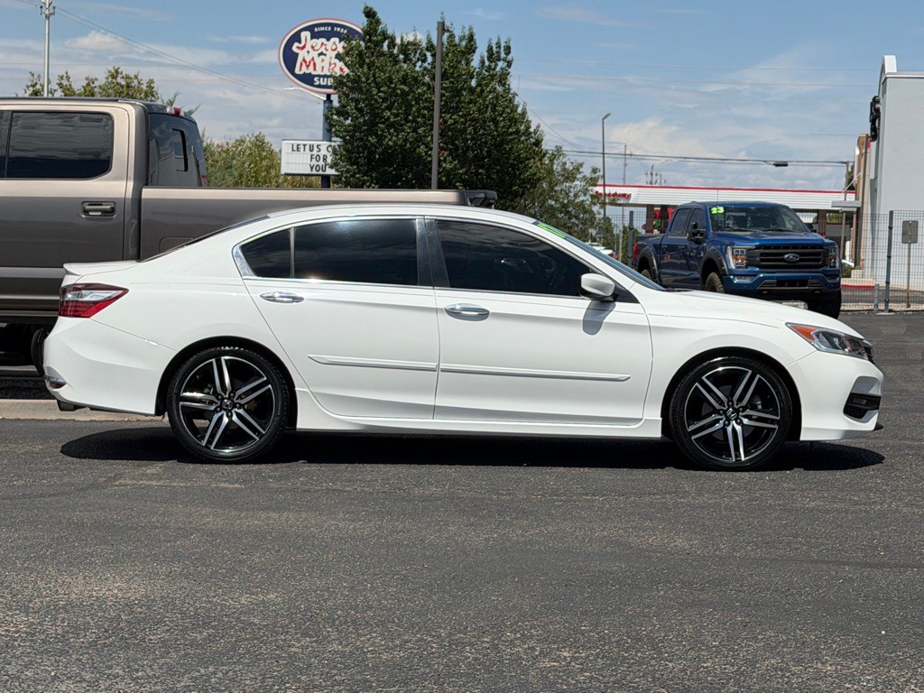 2017 Honda Accord Image 50