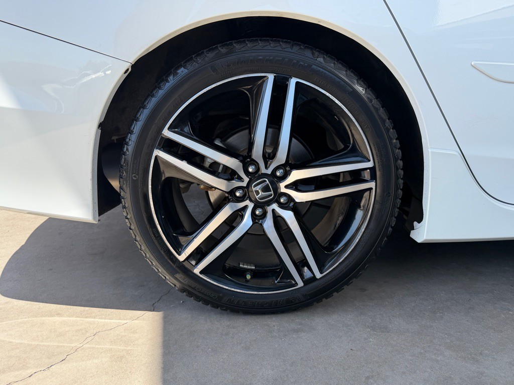 2017 Honda Accord Image 56