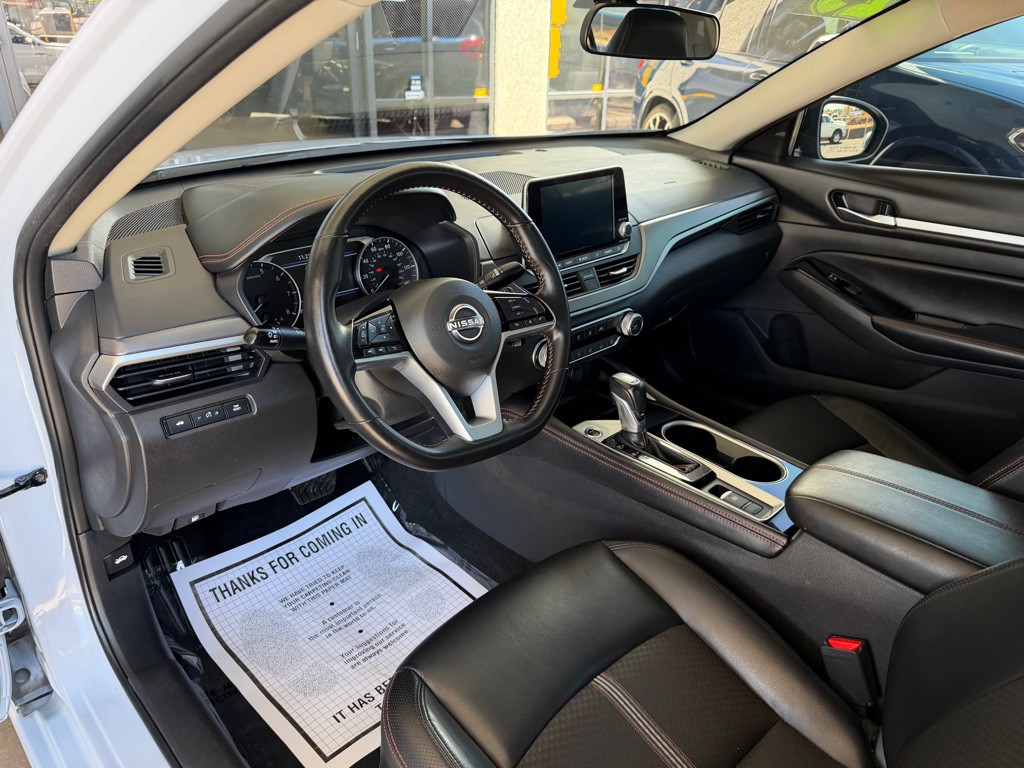 2025 Nissan Altima Image 7