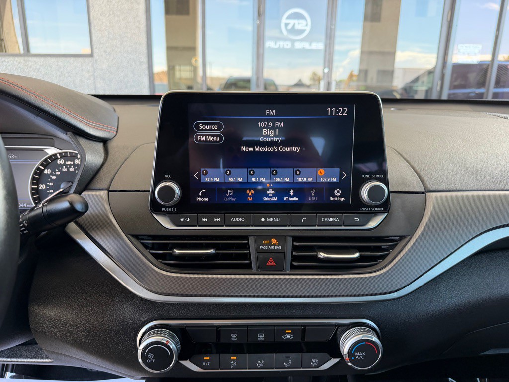 2025 Nissan Altima Image 12