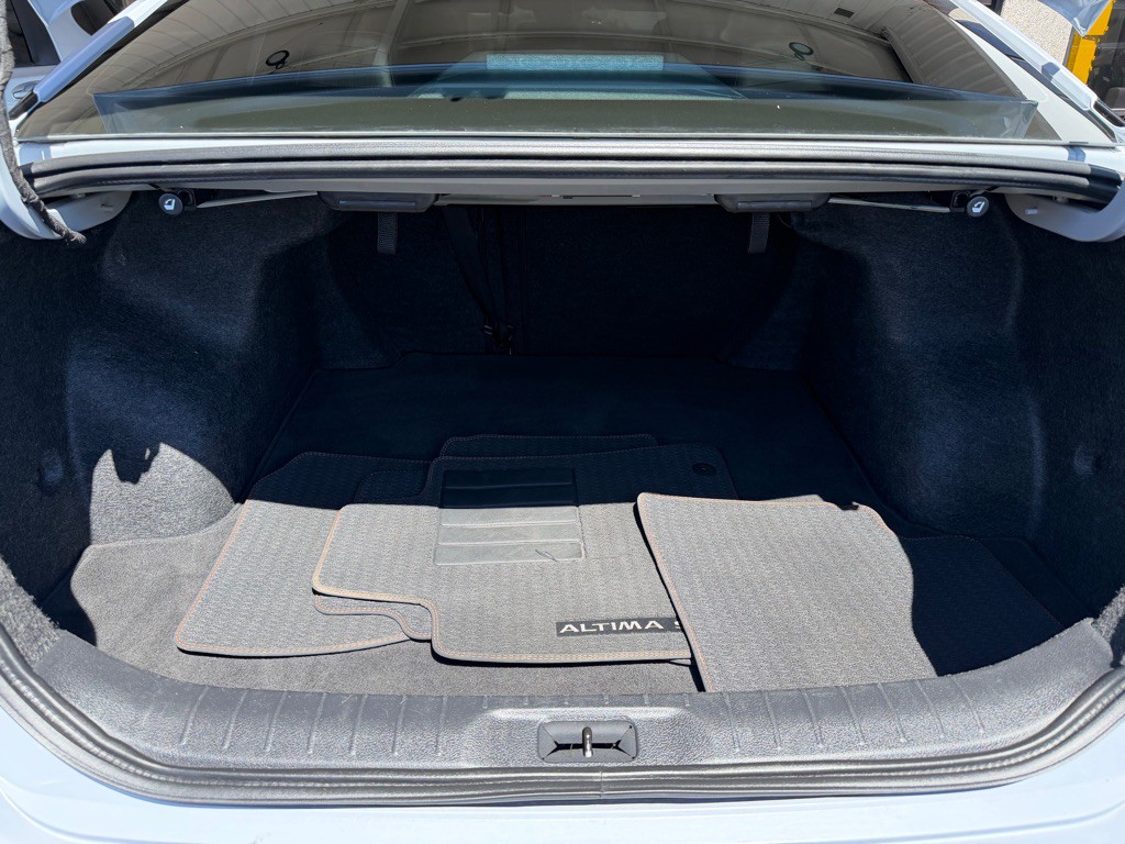 2025 Nissan Altima Image 22