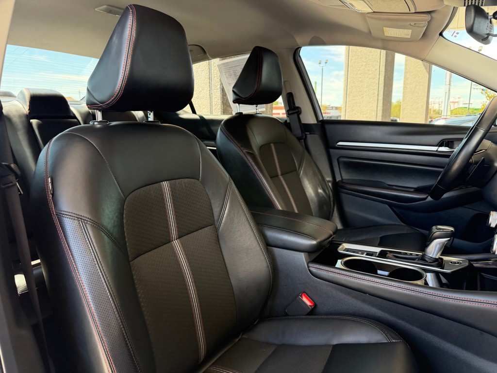 2025 Nissan Altima Image 29