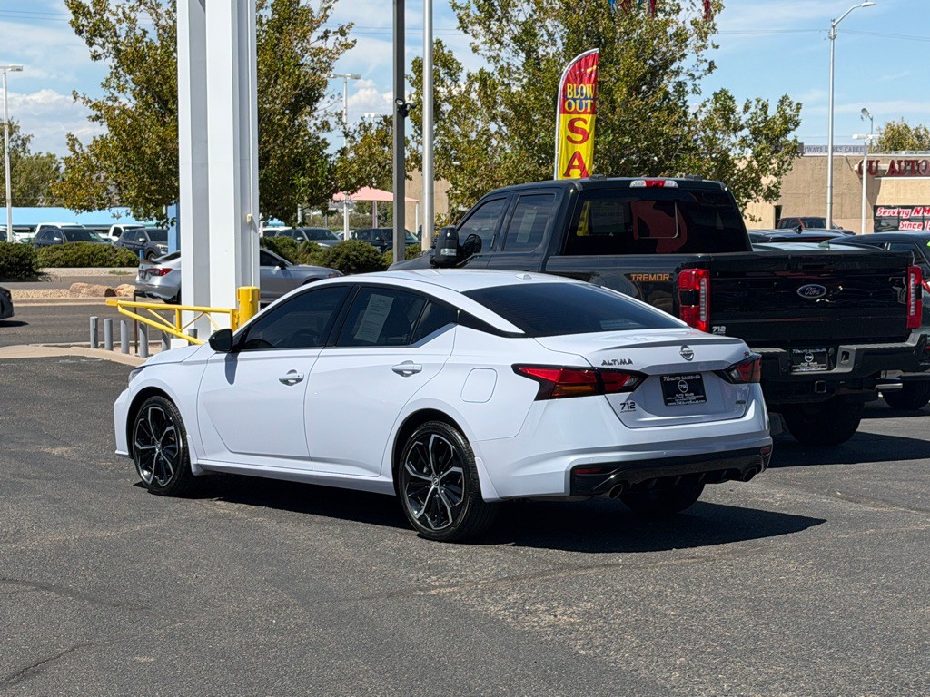 2025 Nissan Altima Image 39