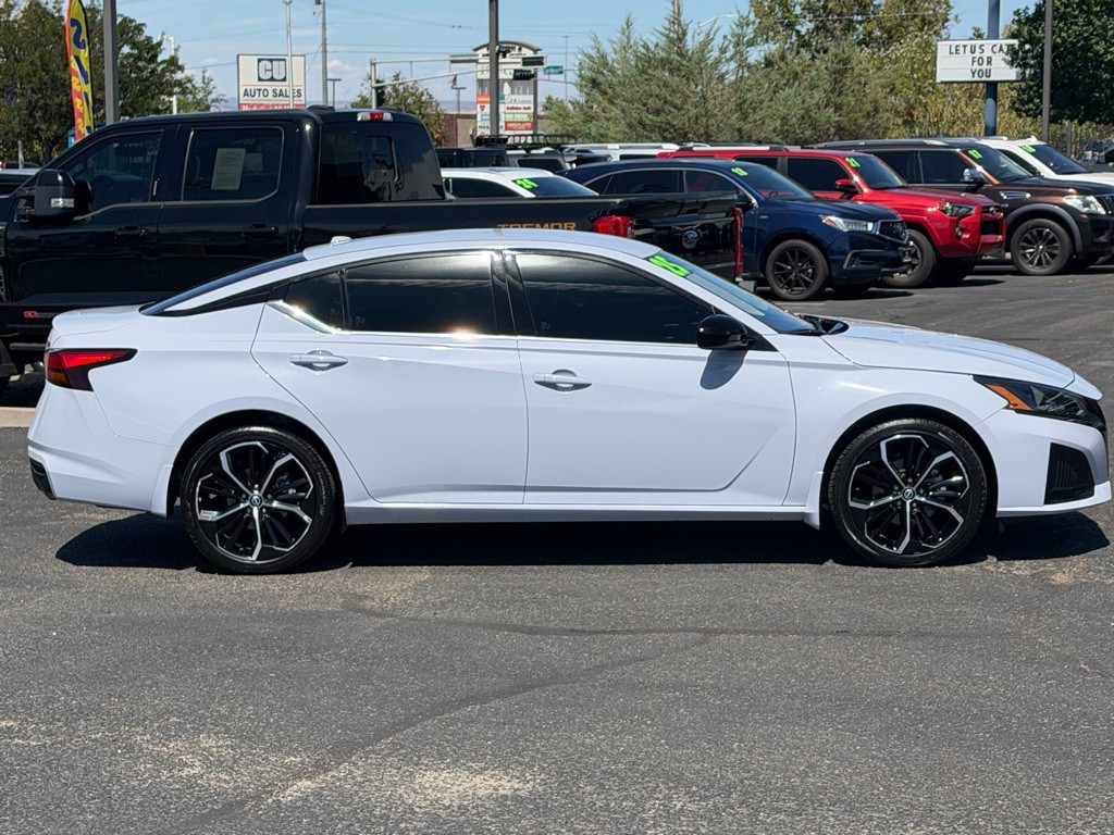 2025 Nissan Altima Image 48