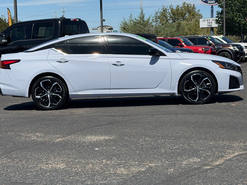 2025 Nissan Altima Image 49