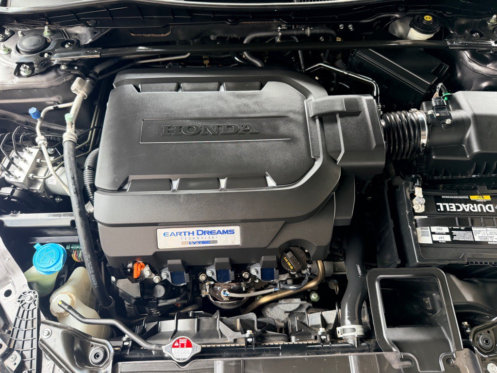 2017 Honda Accord Image 22