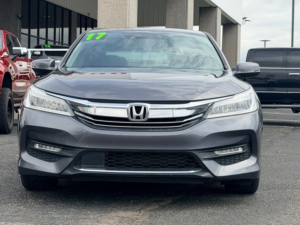 2017 Honda Accord Image 25