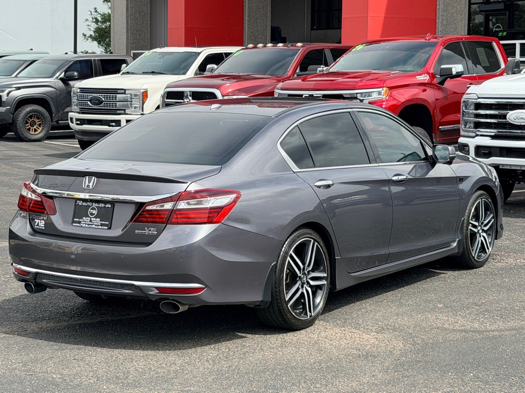 2017 Honda Accord Image 35