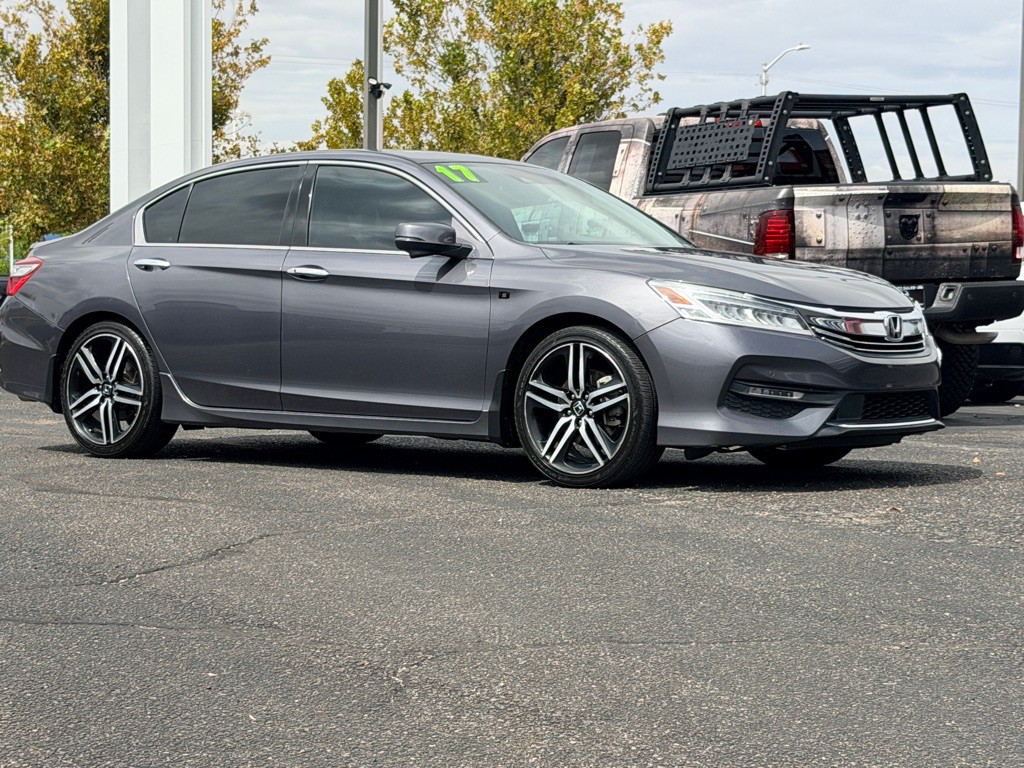 2017 Honda Accord Image 41