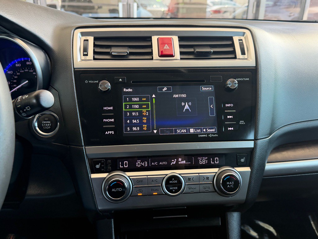 2017 Subaru Outback Image 12