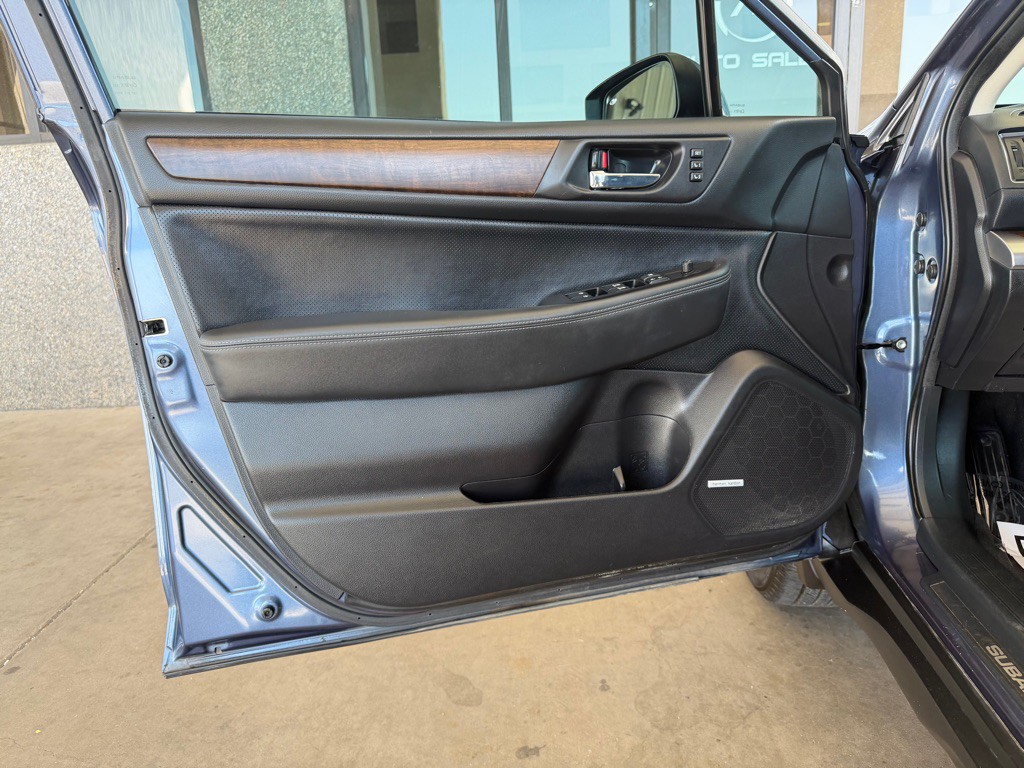 2017 Subaru Outback Image 19