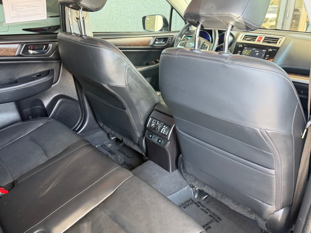 2017 Subaru Outback Image 31