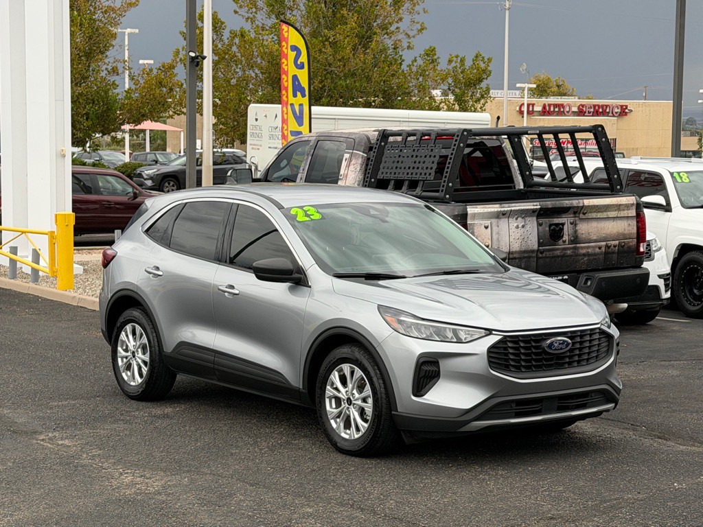 2023 Ford Escape Image 4