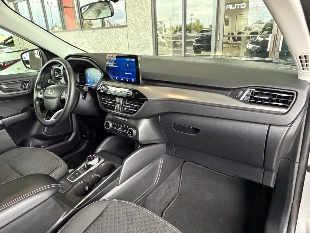 2023 Ford Escape Image 40